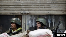 Инар Гицба также отметил, что, общаясь с представителями диаспоры, члены делегации не услышали свидетельств или рассказов о массовых убийствах в Сирии