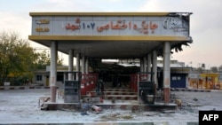 Իրան - Վրդովված իրանցիները հրկիզել են բենզալցակայանը, Էսլամշահիր, 18-ը նոյեմբերի, 2019թ. 