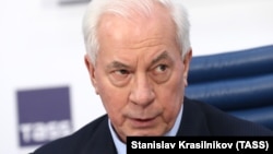 Як очікують у ДБР, заочний арешт Азарова дозволить Україні звертатися із запитами щодо його екстрадиції, а також ініціювати спеціальне досудове розслідування