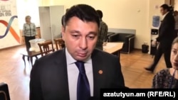 Эдуард Шармазанов (архив)