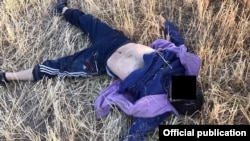 Один из ликвидированных предполагаемых боевиков. Жайылский район, 29 августа 2017 года. Фото ГКНБ