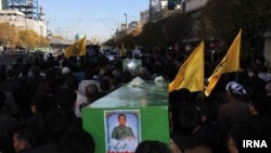 مراسم خاکسپاری علی رحیمی یک افغان که در سوریه کشته شد(آرشیف)