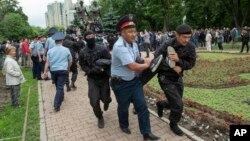 Задержания в день выборов в Алматы. 9 июня 2019 года