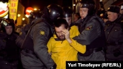 6 декабрь, Мәскәү, Триумфаль мәйдан