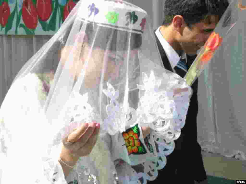 Ишқи аввал - ғӯраи сармозада? #27