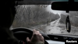 Українські військові поблизу Покровська, листопад 2025 року