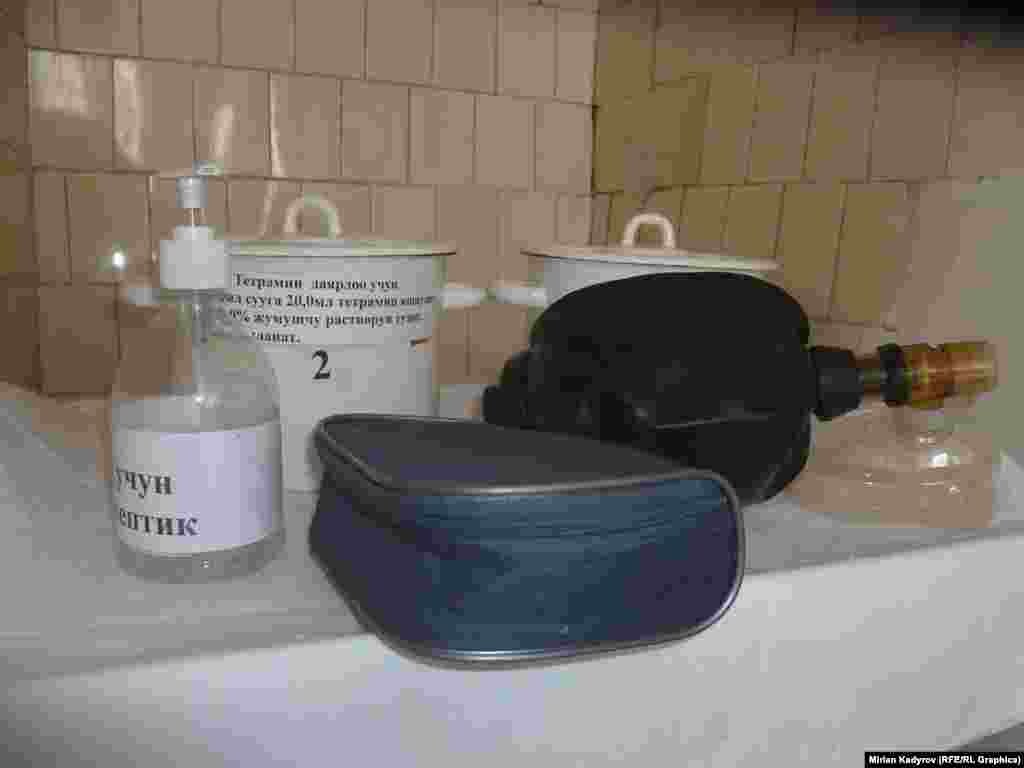 Тез жардам бөлүмүндө кызматтык унаалар жана медициналык аппараттар жетиштүү, бир гана кошумча иш ордун ачуу маселеси чечилбей келет.