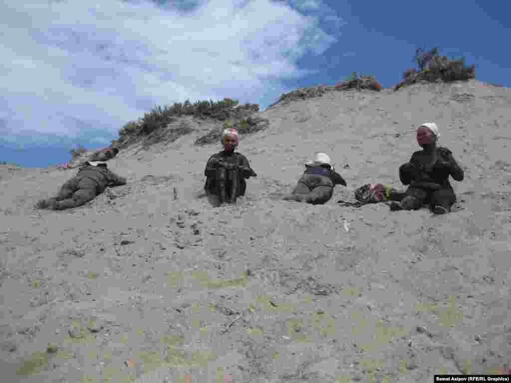Мында туристтердин даттанганы жол маселеси жана көлдүн айланасындагы таштандылар.&nbsp;