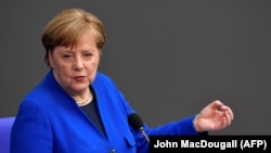 За словами Меркель, у німецької прокуратури є достатньо доказів причетності Росії до хакерської атаки у 2015 році