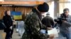 Частина військових голосує у Запоріжжі