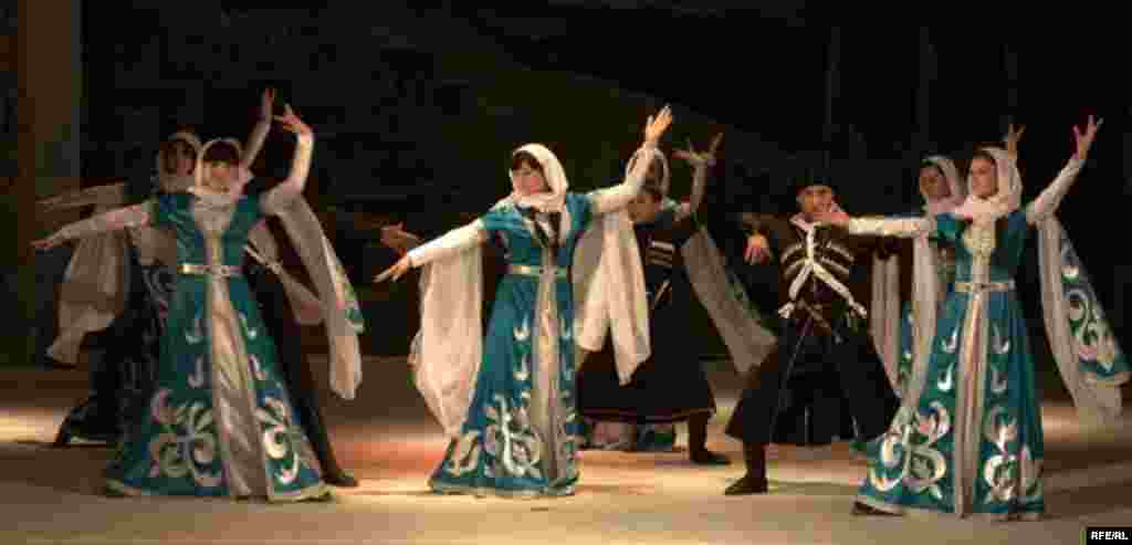 «Лезгинка – танец длиною в жизнь…» #12