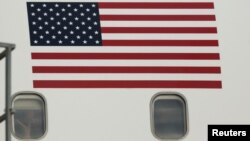 АКШдан депортацияланган мигранттар