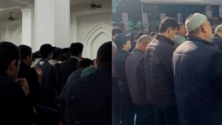 В мечетях Таджикистана и Узбекистана помолились о дожде