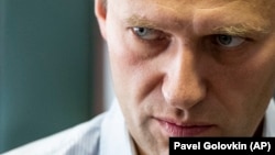 За повідомленням, Навального від’єднують від апарату штучної вентиляції легенів