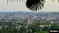 Вид на Сухуми, иллюстративное фото