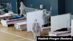 Кыргызстандагы COVID-19 вирусуна байланыштуу ачылган стационарлардын бири. Иллюстрациялык сүрөт.