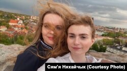 Вольга і Арына Няхайчык