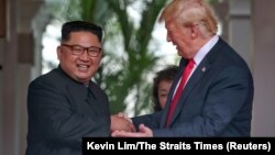 Биринчи кол алышуу