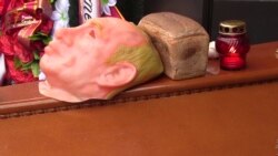 У Львові провели «в останню путь» російський банк (відео)