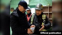 Садыр Жапаров Кумтөрдө. Архив.