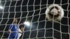 Италия пропускает третий мяч в свои ворота