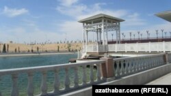 "Awaza" turizm zolagynyň bir künjegi, iýun, 2012.