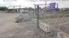 Пункт пропуску «Краковець», обгороджений колючим дротом