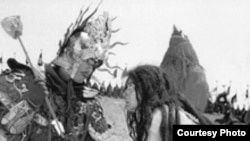 Московский фестиваль открылся фильмом китайского режиссера Чена Кайге "Клятва"