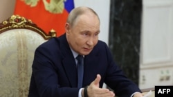 Президент России Владимир Путин на встрече с руководством Минобороны и представителями ВПК. Москва, 22 ноября 2024 года