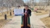 A protester against the merger of the Arkhangelsk region and the Nenets Autonomous District.