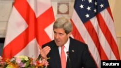 Ответа на какой вопрос ждут завтра от госсекретаря США Джона Керри в Тбилиси, легко угадать – оценят ли стремление Грузии в НАТО на Варшавском саммите альянса 8 июля