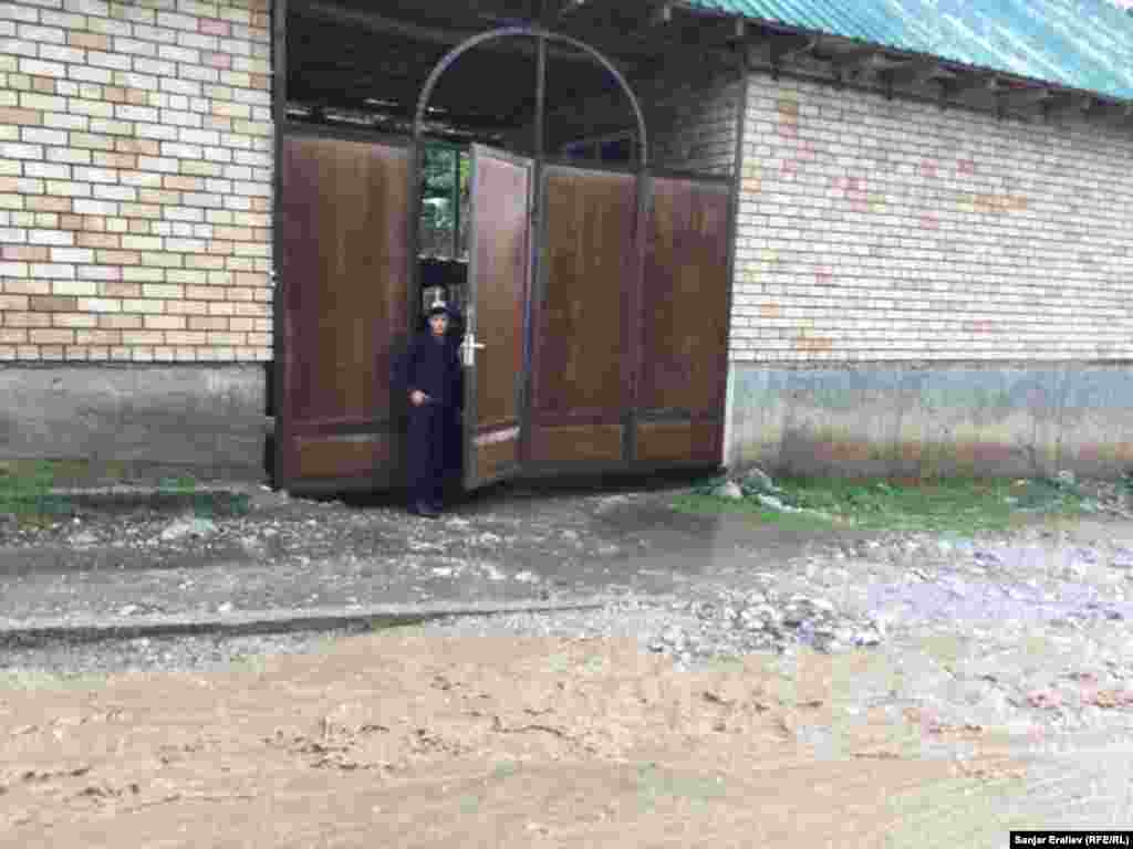 Арстанбапта аба ырайы туруксуз. Күтүүсүздөн жамгыр, нөшөр же мөндүр жаашы мүмкүн.