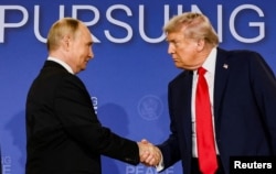 Під час американо-російського саміту на Алясці 15 серпня 2025 року