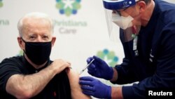 ԱՄՆ ընտրյալ նախագահ Ջո Բայդենը կորոնավիրուսի դեմ երկրորդ պատվաստումն է ստանում, 11-ը հունվարի, 2021թ․