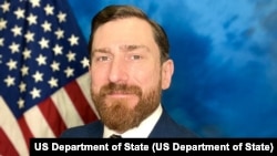 Ян Бейтсон, спикер Государственного департамента США