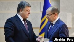 Пётр Порошенко с главой Одесской области Максимом Степановым