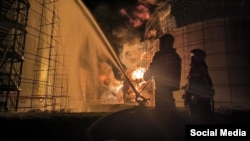 Пожар на нефтебазе (архивное фото)