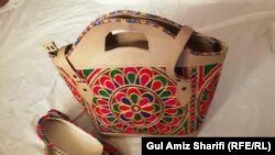 صنایع دستی زنان تجارت پیشه بامیان