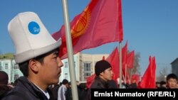 "Ата-Журт" партиясынын митинги. Ош шаары, 1-март, 2012-жыл. 