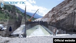 Pskem GESi qurilishi 2017 yili boshlangan.