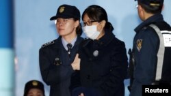 Чхве Сун Силь после оглашения приговора суда, 13 февраля 2018 года 