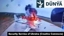 1-nji iýunda Russiýanyň birnäçe sebitinde ençeme bombalaýjy uçary ýok etmek boýunça pilotsyz uçar hüjümleri amala aşyryldy. 