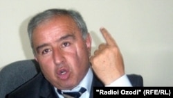 Султон Валиев, раиси собиқи ноҳияҳои Ховалингу Восеъ тайи 12 сол нафақаи маъюбӣ мегирифт