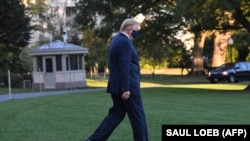 Дональд Трамп повертається до Білого дому після тестування на COVID-19, 2 жовтня 2020 року