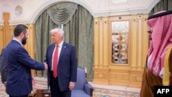 Встреча Трампа и аш-Шараа в Эр-Рияде