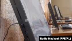 اینترنت کلب ها در هرات زمینه دسترسی مردم را به منابع آموزشی بیرونی فراهم میکرد