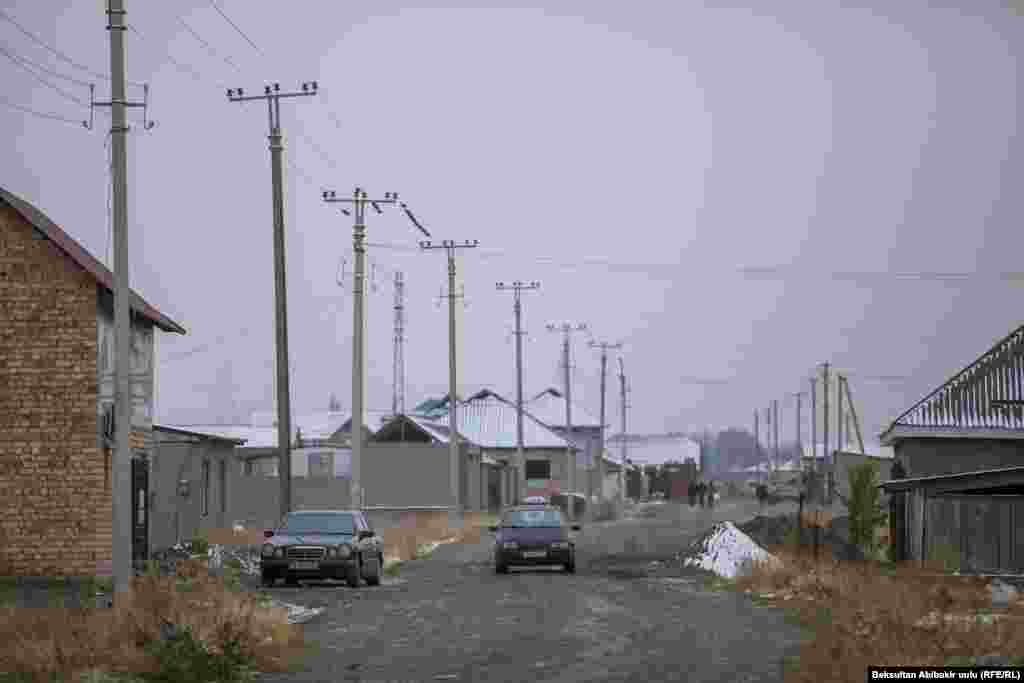 Такси менен жүргөндөр да жок эмес.&nbsp;