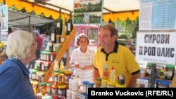 Ilustrativna fotografija, pčelari, prodaja meda, 11. septembar 2011.