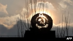 Заход Сонца ў Прыпяці каля Чарнобыльскай АЭС