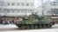Танк "Леопард 2А4" финской армии на параде по случаю Дня независимости в Хельсинки